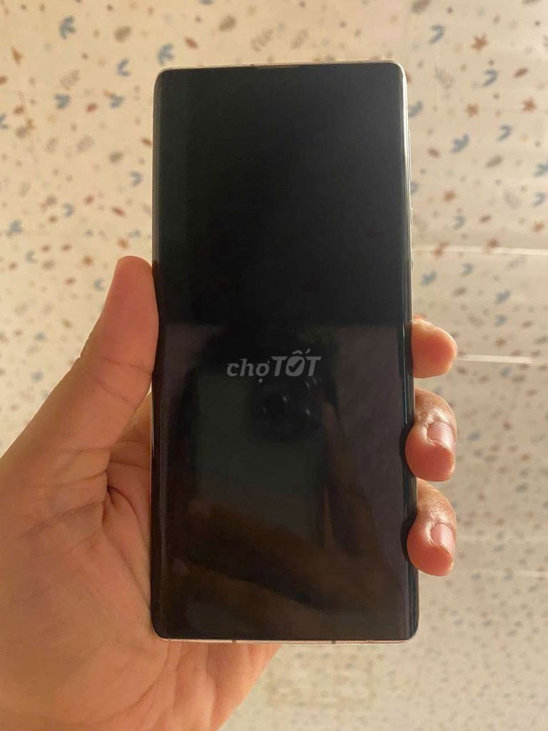 Sharp R6 12GB/128GB 98%. Mua bán Điện thoại tại Quận 8 Tp Hồ Chí Minh được đăng bởi Lợi Nguyễn Vĩnh hình 1