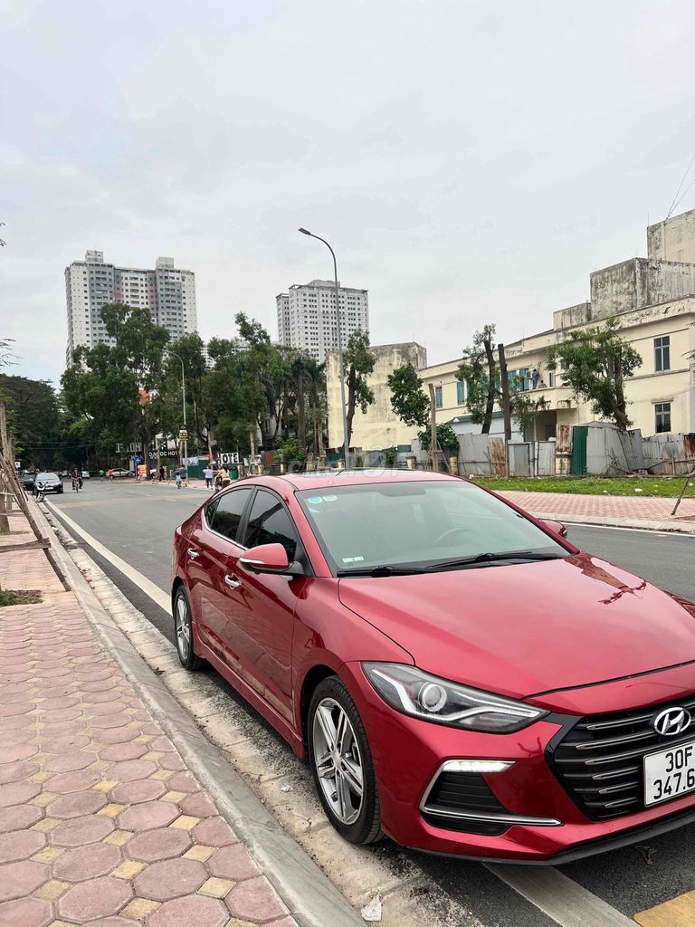 Hyundai Elantra 2018 1.6 AT Sport - siêu đẹp. Mua bán Ô tô tại Quận Hoàng Mai Hà Nội được đăng bởi Nguyễn Nam hình 3