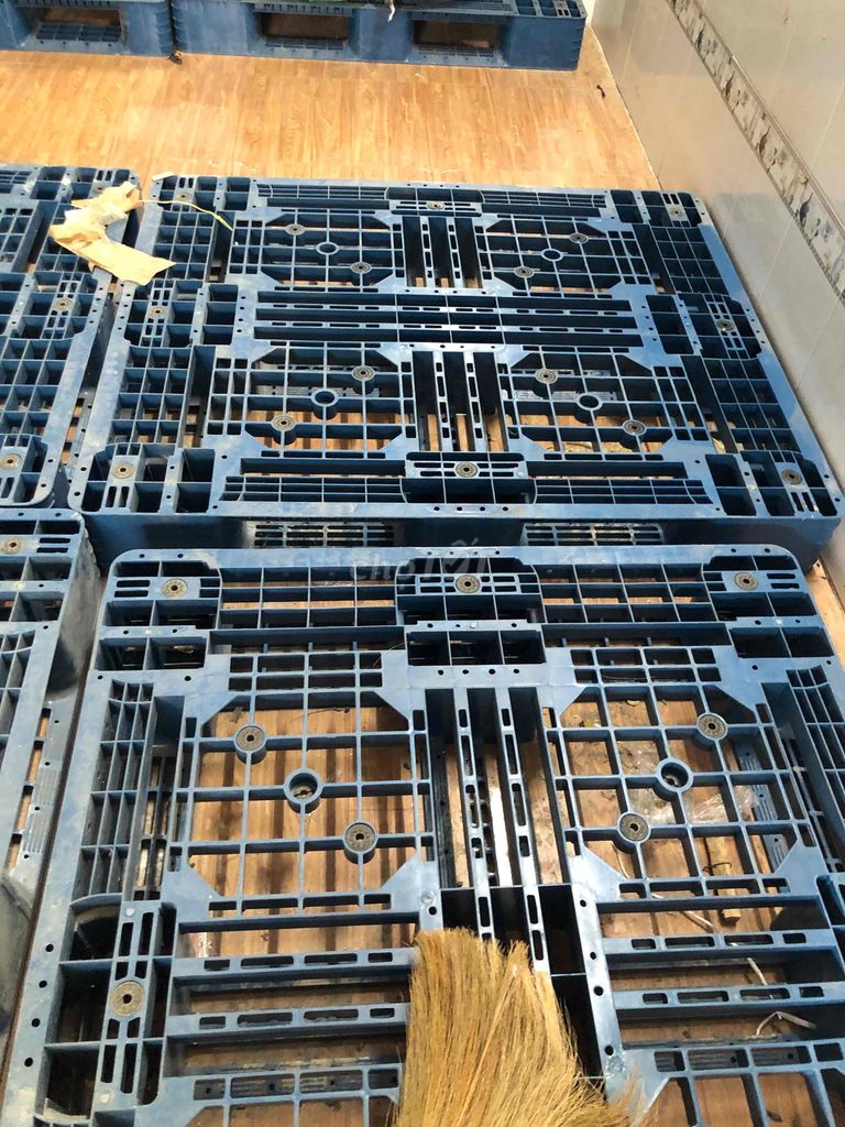 Pallet Nhựa Xanh 1m x 1m2. Mua bán Nội thất, đồ gia dụng khác tại Quận Tân Phú Tp Hồ Chí Minh được đăng bởi Ngôn hình 1