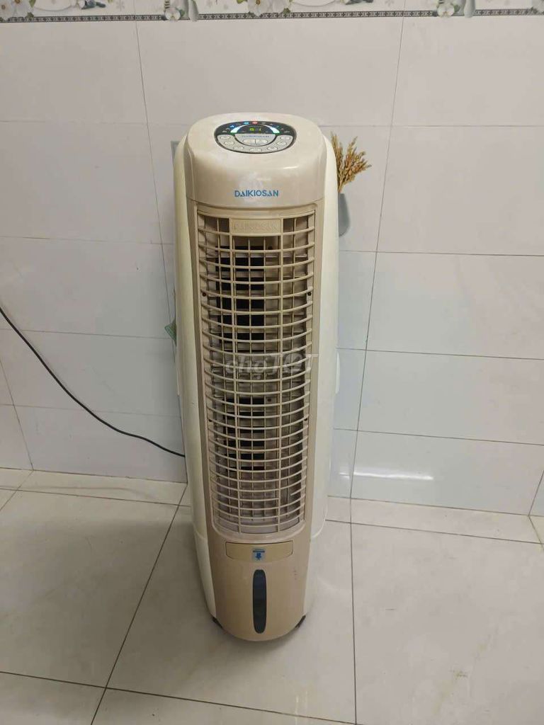 Quạt điều hòa Daikio DK-2500B. Mua bán Quạt tại Huyện Bình Chánh Tp Hồ Chí Minh được đăng bởi Huy Tran hình 1