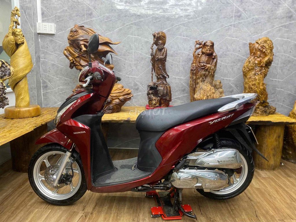 Vision đẹp, máy zin êm thì thầm bao vọt. Mua bán Xe máy tại Quận 8 Tp Hồ Chí Minh được đăng bởi Quân  hình 4