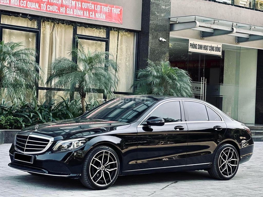 MERCEDES C200 EXCLUSIVE Model 2019 Độ Full Options