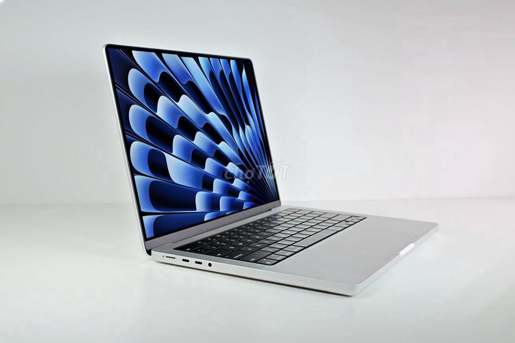 🍎 MacBook Pro 14 / M1 Pro / 16GB / 512GB / LikeNew. Mua bán Laptop tại Quận 10 Tp Hồ Chí Minh được đăng bởi TTCenter hình 1
