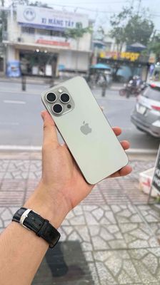 iphone 15 ProMax 256GB VNA Pin 85%. Mua bán Điện thoại tại Quận Ninh Kiều Cần Thơ được đăng bởi Trần Trung Thành