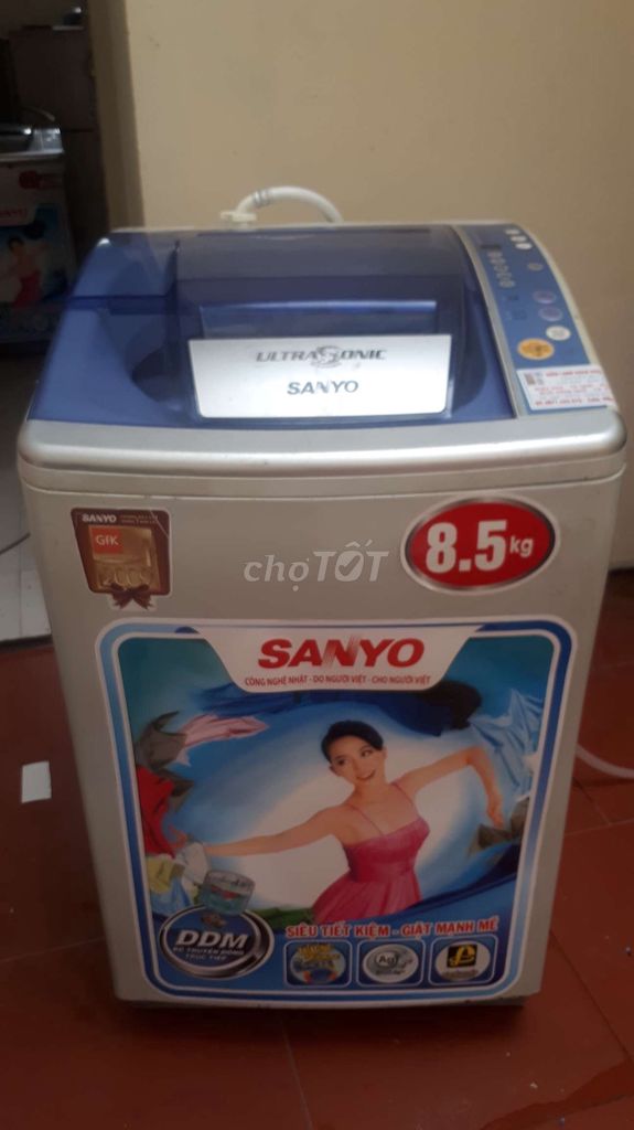 0964424515 - Mây giặt Sanyo 8.5kg giặt êm, vắt khô.