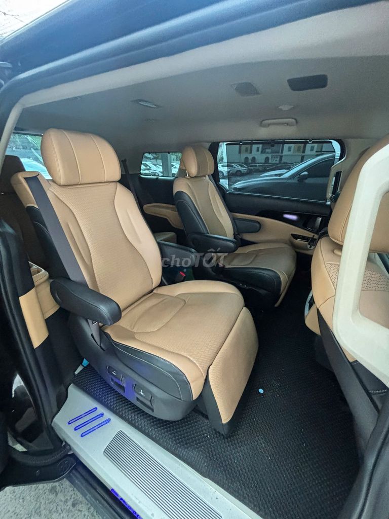 KIA Carnival 2.2D Signature - из Кореи - Регистрация 2025