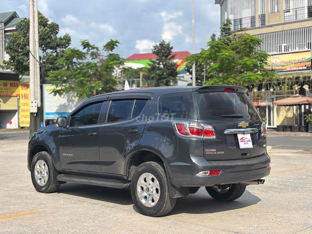 Chevrolet Trailblazer 2018 2.5 MT  siêu đẹp. Mua bán Ô tô tại Thành phố Dĩ An Bình Dương được đăng bởi Dương hình 4