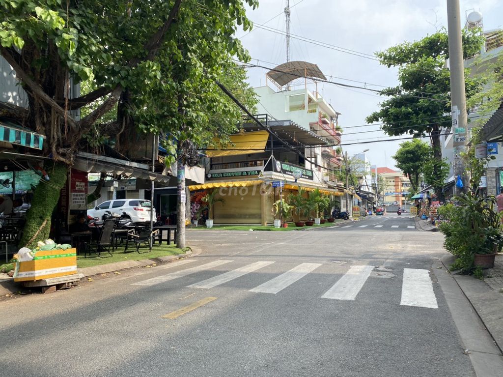 Nhà Thuê 8x20m.2 Lầu.MTNB Họ Lê.Gía:30tr