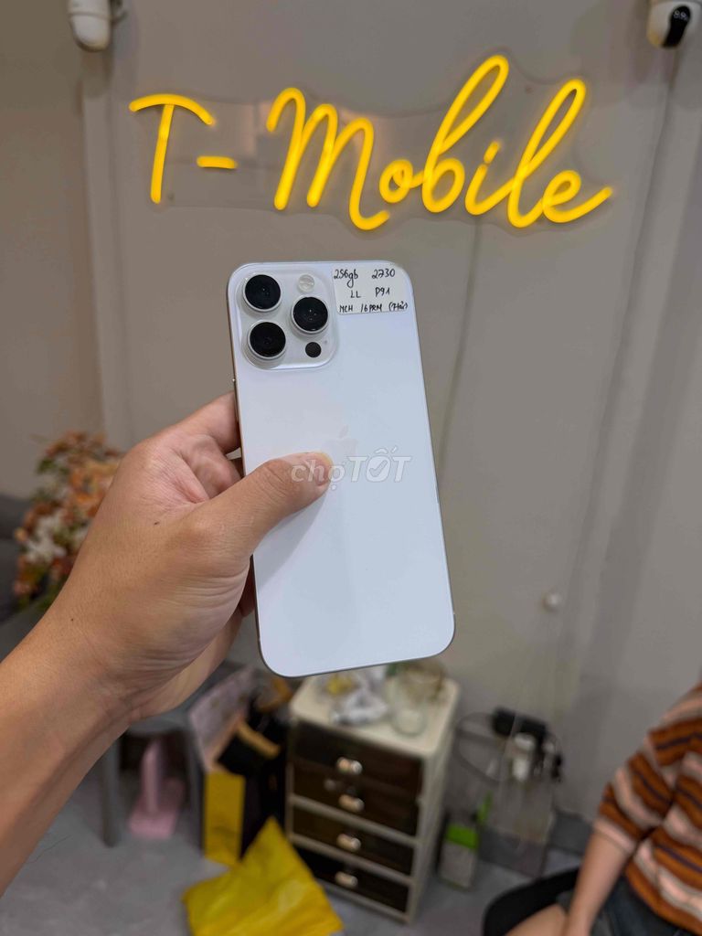 16 Promax 256Gb Quốc Tế zin full trắng pin 91%. Mua bán Điện thoại tại Quận Thanh Xuân Hà Nội được đăng bởi Ngô Tráng T Mobile hình 1