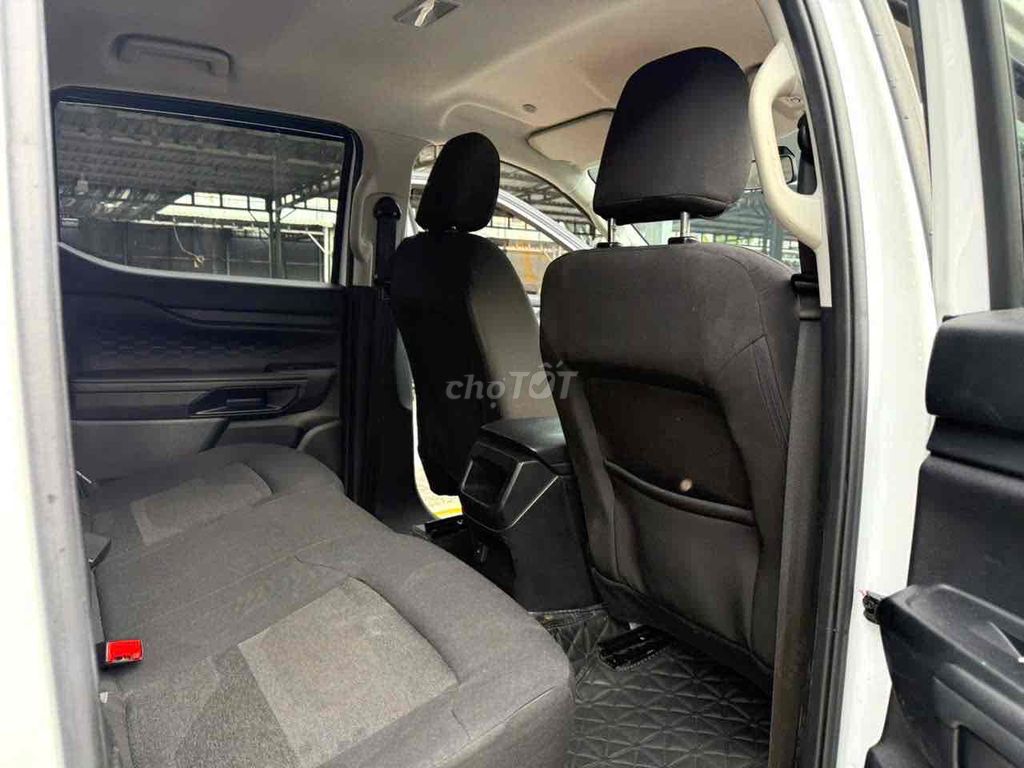 Ford Ranger XLS Trắng 40000 km. Mua bán Ô tô tại Huyện Krông Năng Đắk Lắk được đăng bởi Phan Tình hình 10