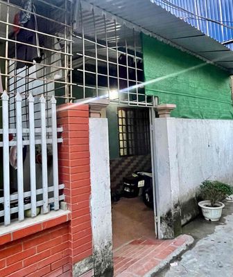 BÁN NHÀ NGÕ 106 trường chinh. Mua bán nhà ở tại Quận Kiến An Hải Phòng được đăng bởi VŨ ĐÔNG