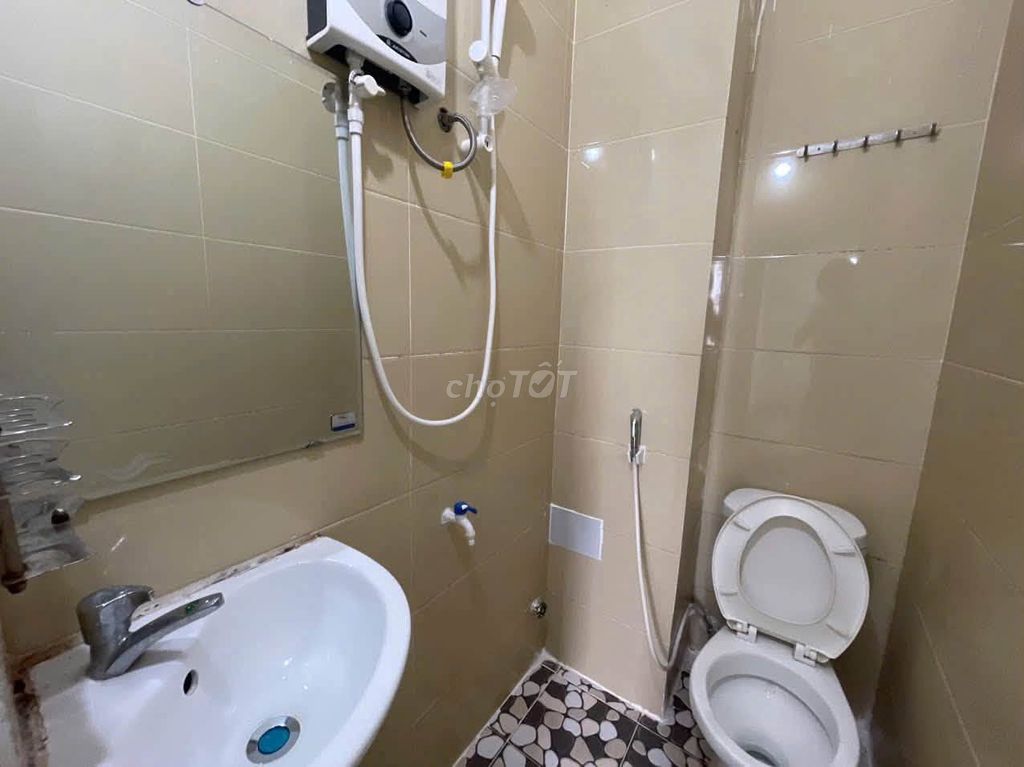 Угловая комната со своей стиралкой на An Nhơn 8 — фото 1