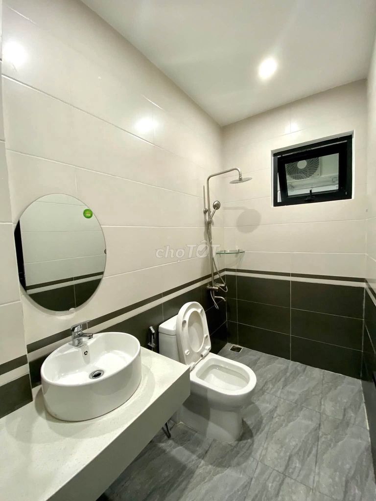 Furnished 1-bedroom unit on Hoài Thanh, ready to move in — photo 5