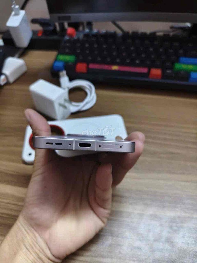 OPPO Find X8 Xám 12GB/256GB Dimensity 9400. Mua bán Điện thoại tại Thành phố Biên Hòa Đồng Nai được đăng bởi Thưnd hình 1