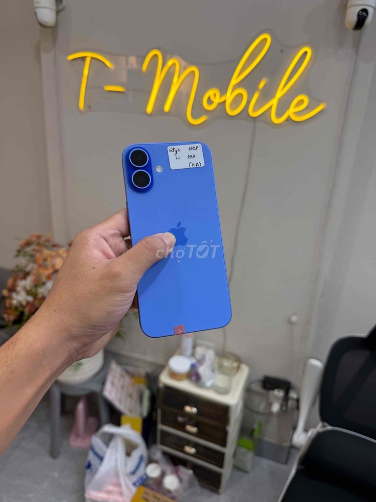 16 Plus 128Gb Quốc Tế zin đẹp xanh pin 97%. Mua bán Điện thoại tại Quận Thanh Xuân Hà Nội được đăng bởi Ngô Tráng T Mobile hình 1