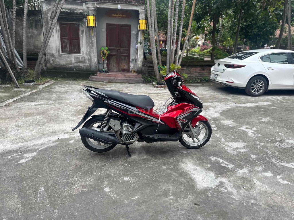 AB 2015 chính chủ máy zin odo thấp côn êm ru. Mua bán Xe máy tại Quận Lê Chân Hải Phòng được đăng bởi Nguyễn Thế Hiếu hình 4