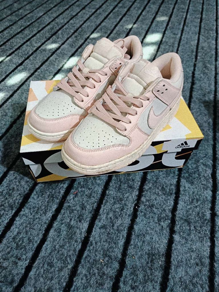 [Bán lại] Giày Nike Dunk Low Hồng nhạt Size 39. Mua bán Giày dép tại Huyện Hải Hậu Nam Định được đăng bởi Đạt  hình 1