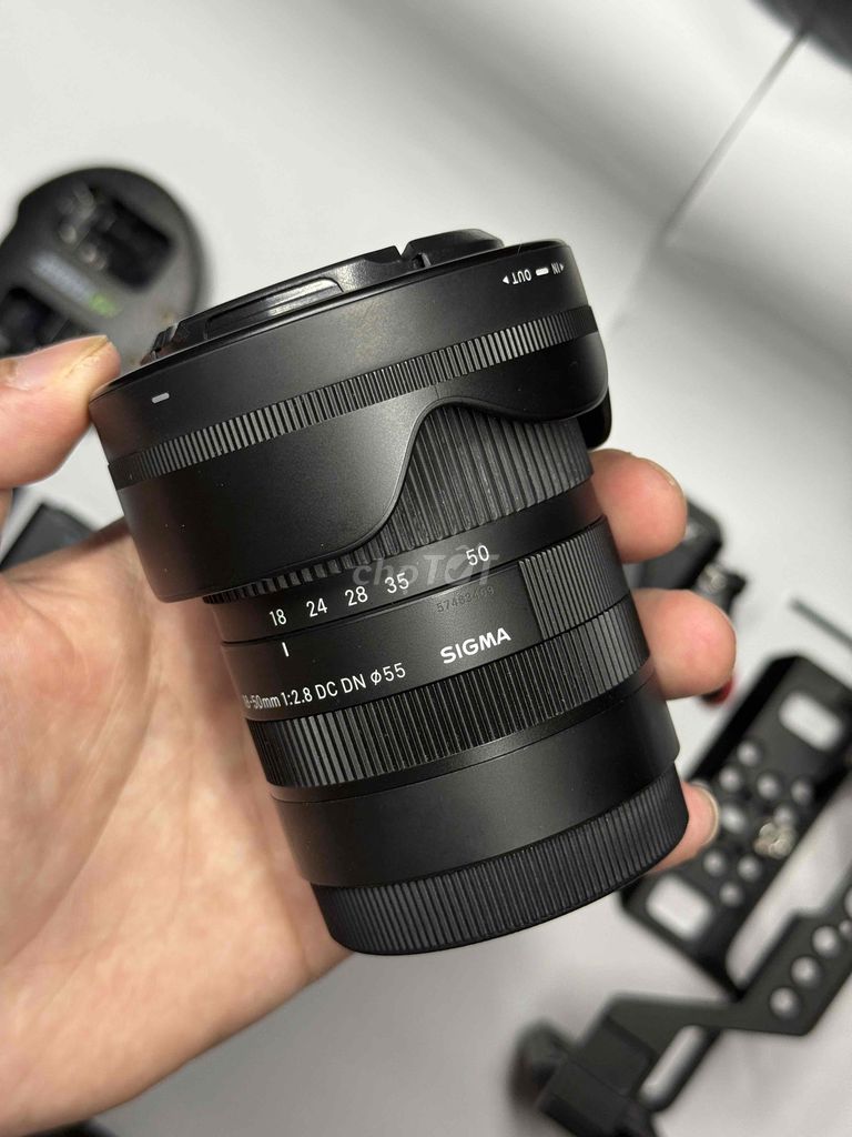 [CÓ FIX] Sony A6400 + Sigma 18-50mm f/2.8 | Ful