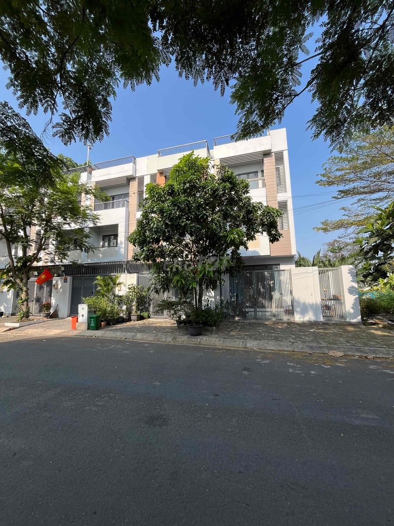 NHÀ PHỐ LIỀN KỀ KDC LẬP PHÚC.GIÁ 6.8 TỶ.XÃ NHÀ BÈ. Đường Nguyễn Hữu Thọ, Xã Phước Kiển, Huyện Nhà Bè, Tp Hồ Chí Minh Huyện Nhà Bè Tp Hồ Chí Minh