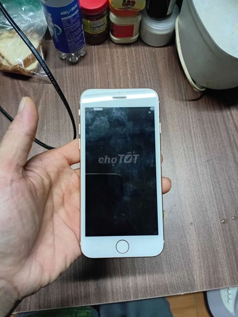 Apple iPhone 8 64GB Vàng đồng 99%. Mua bán Điện thoại tại Huyện Duy Xuyên Quảng Nam được đăng bởi Cảnh Huỳnh hình 1