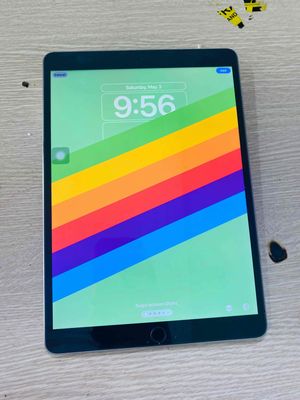 ipad pro 2017 -64Gb wifi cỡ 10.5" 👉 3,8 triệu máy. Mua bán Máy tính bảng tại Quận Hồng Bàng Hải Phòng được đăng bởi nguyễn văn tuân