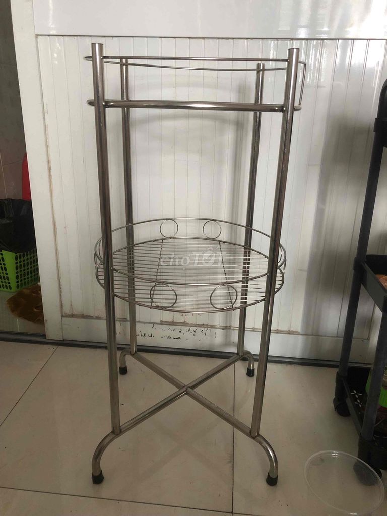 PASS LẠI..  KỆ INOX ..ĐỂ BÌNH NƯỚC. Mua bán Tủ, kệ gia đình tại Quận Bình Tân Tp Hồ Chí Minh được đăng bởi quốc hải hình 1