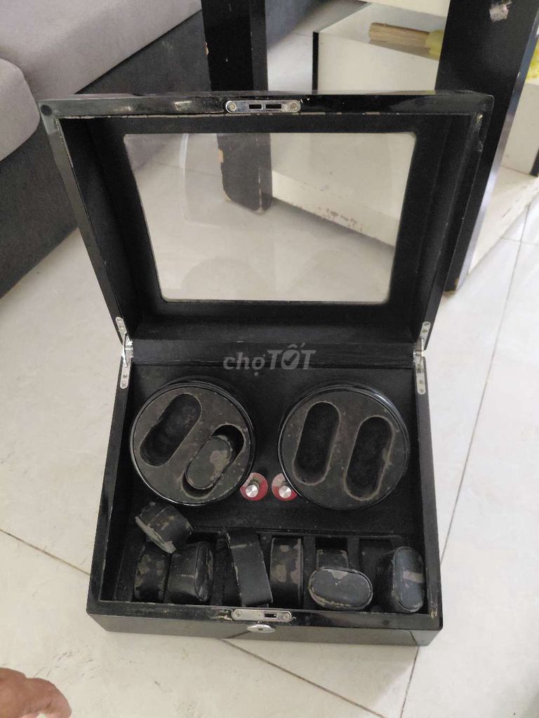 Hộp đồng hồ gỗ Đen. Mua bán Phụ kiện thời trang khác tại Quận 7 Tp Hồ Chí Minh được đăng bởi Nguyễn Huy hình 1