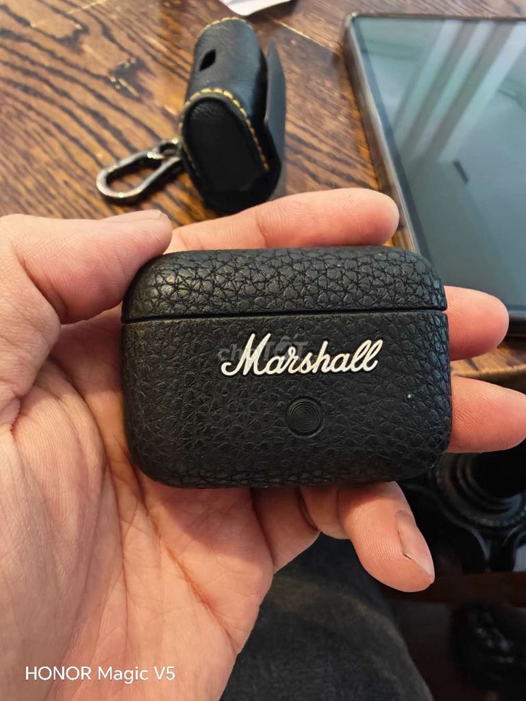 Hộp sạc tai nghe Marshall Motif II A.N.C.. Mua bán Tivi, Âm thanh tại Thành phố Buôn Ma Thuột Đắk Lắk được đăng bởi Trung Nguyễn hình 1