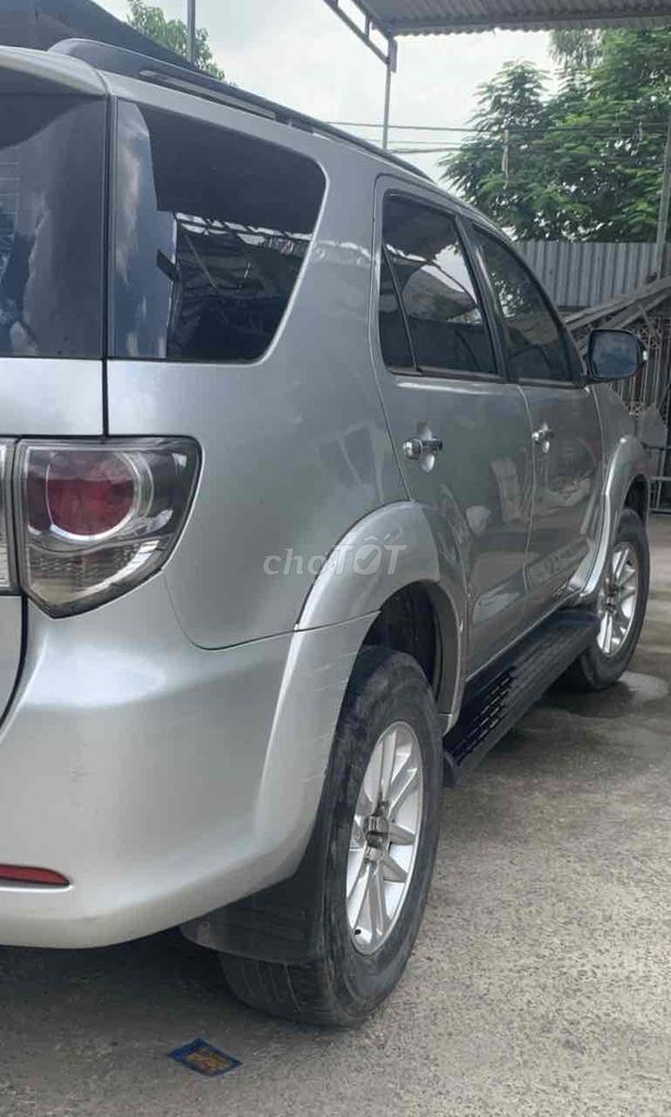 Toyota Fortuner 2014 8 chỗ. Mua bán Ô tô tại Quận Hoàng Mai Hà Nội được đăng bởi dangthanh hình 6