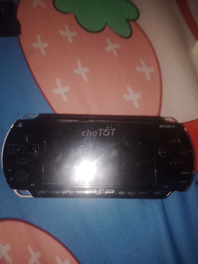 Xác psp 1k ko lên nguồn có kèm pin