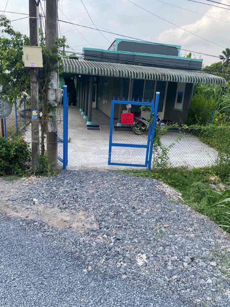 Cho thuê nhà 2 mặt tiền kinh doanh, ở, buôn bán.