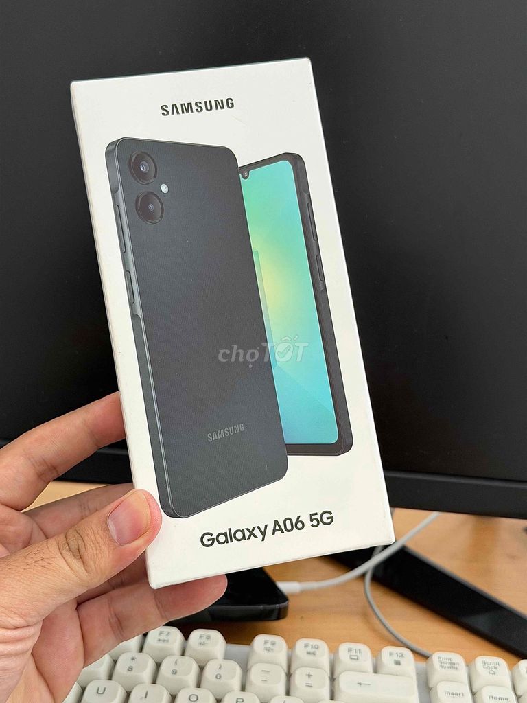 Samsung Galaxy A06 5G 128GB Đen Mới 100%. Mua bán Điện thoại tại Quận Ninh Kiều Cần Thơ được đăng bởi Cầm Đồ Tấn Lợi hình 1