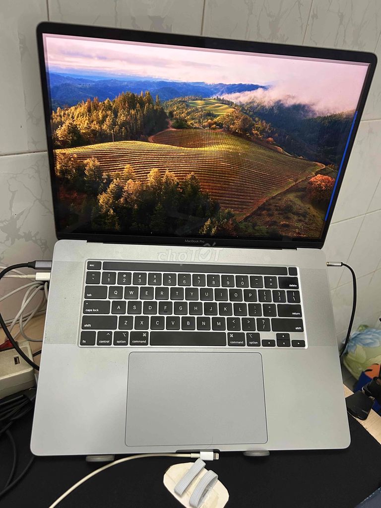 MacBook Pro 16 inch - i9 - RAM 64GB - SSD 512GB. Mua bán Laptop tại Quận 8 Tp Hồ Chí Minh được đăng bởi Trần Quang hình 1