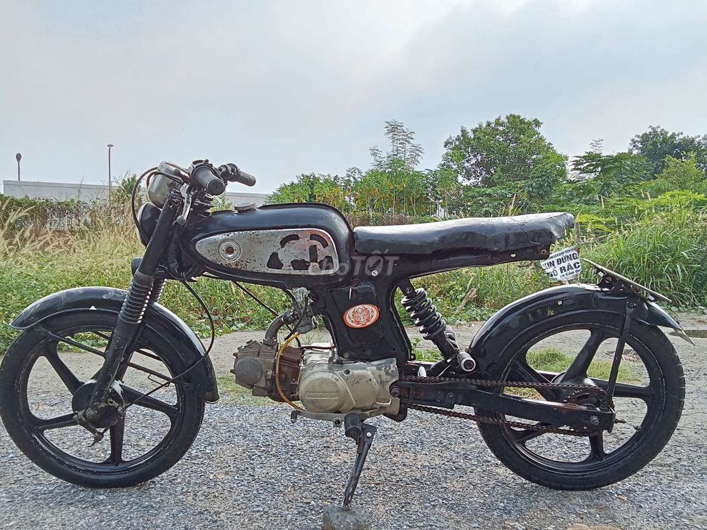 Honda 67 . Máy Êm Ru Thì Thâm . Sườn Zin Đẹp 5Tr8