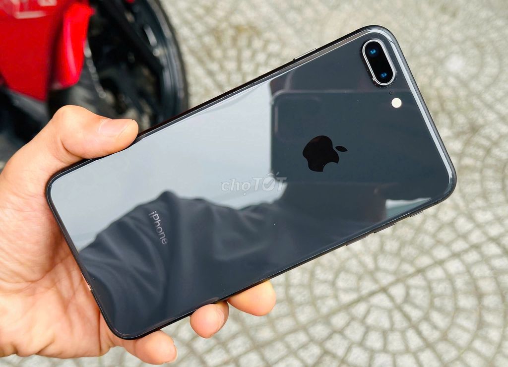 iPhone 8 Plus 64GB Quốc Tế 99%