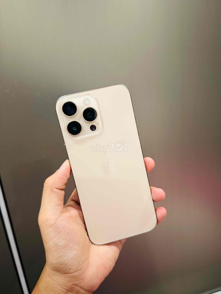 iPhone 16 Pro Max 256G Quốc Tế Full chức năng. Mua bán Điện thoại tại Quận Thanh Khê Đà Nẵng được đăng bởi Vip Phone hình 1