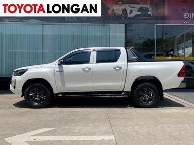 Hilux 2.4AT , sản xuất 2020