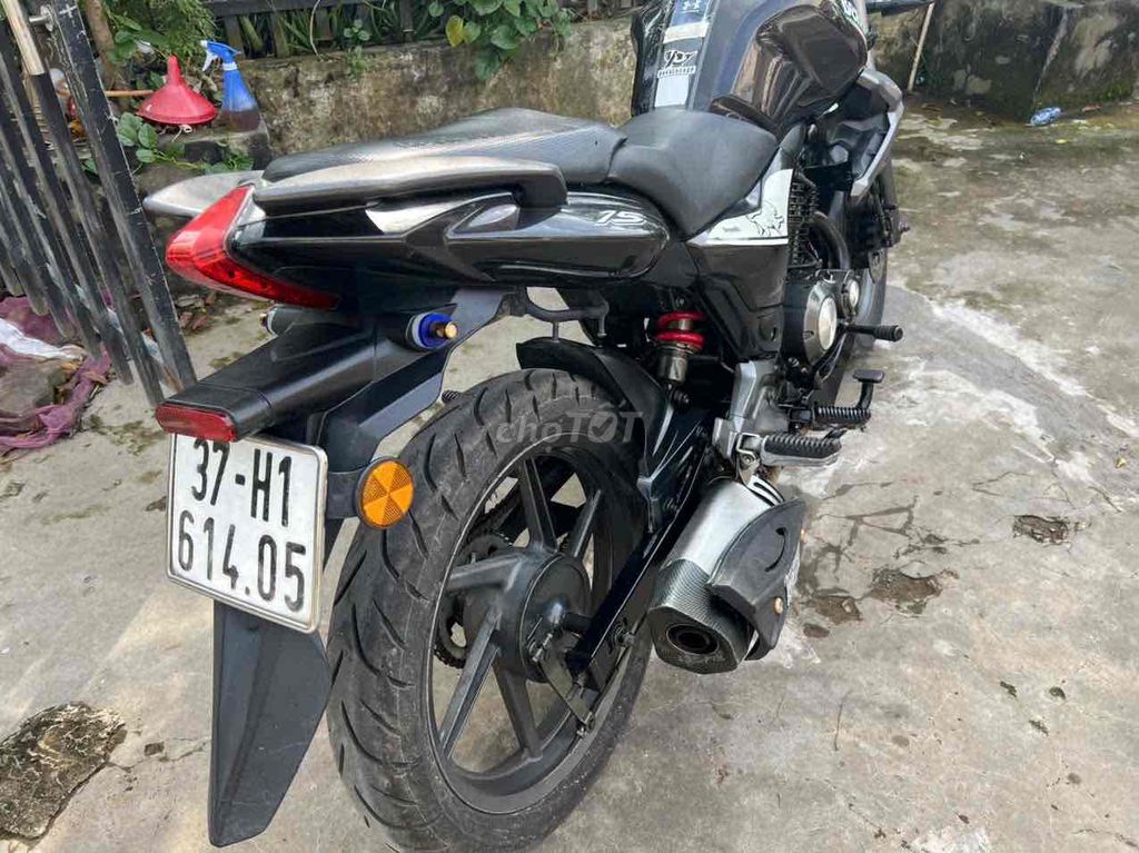 Bennili 175cc. may zin ngon bs 37. Mua bán Xe máy tại Thành phố Ngã Bảy Hậu Giang được đăng bởi Minh Hieu  hình 6