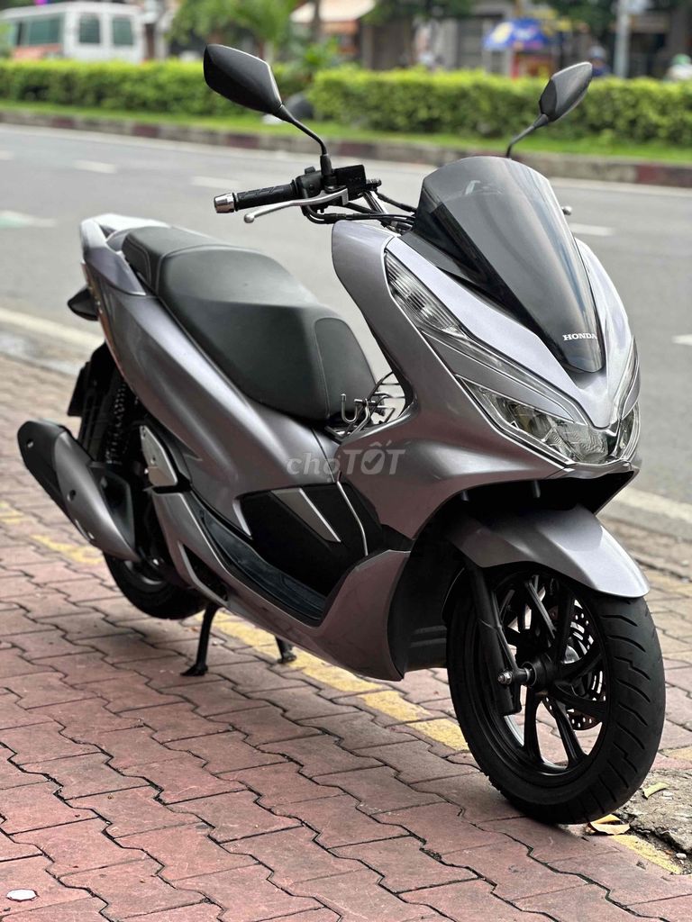 Honda PCX 125 2019 Серый - Номер 60 - Один владелец