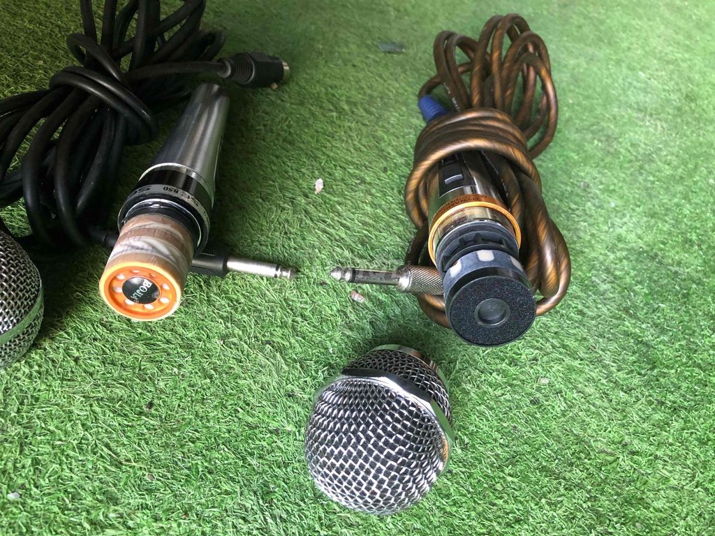 Microphone SE 850 Bạc Kim loại. Mua bán Tivi, Âm thanh tại Thành phố Thủ Đức Tp Hồ Chí Minh được đăng bởi Lynguyen hình 1