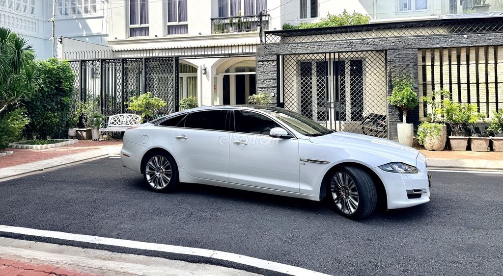Jaguar XJL 5.0 Supersport 2014 белый импортированный из Великобритании