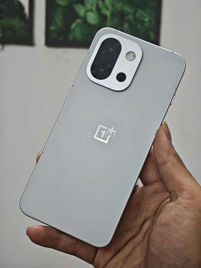 OnePlus 13T 5G 256GB Full. Mua bán Điện thoại tại Quận Thanh Khê Đà Nẵng được đăng bởi Tú MB hình 1