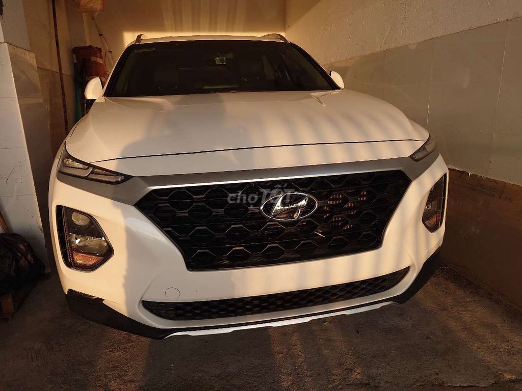 Santafe 2.2L tiêu chuẩn. Mua bán Ô tô tại Thành phố Long Xuyên An Giang được đăng bởi hura hình 1