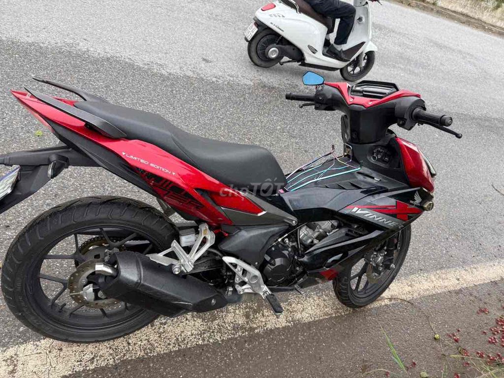 e bán winnerx đời cao xe còn rất đẹp lốp zin hết. Mua bán Xe máy tại Quận Long Biên Hà Nội được đăng bởi Nguyen Chung hình 5