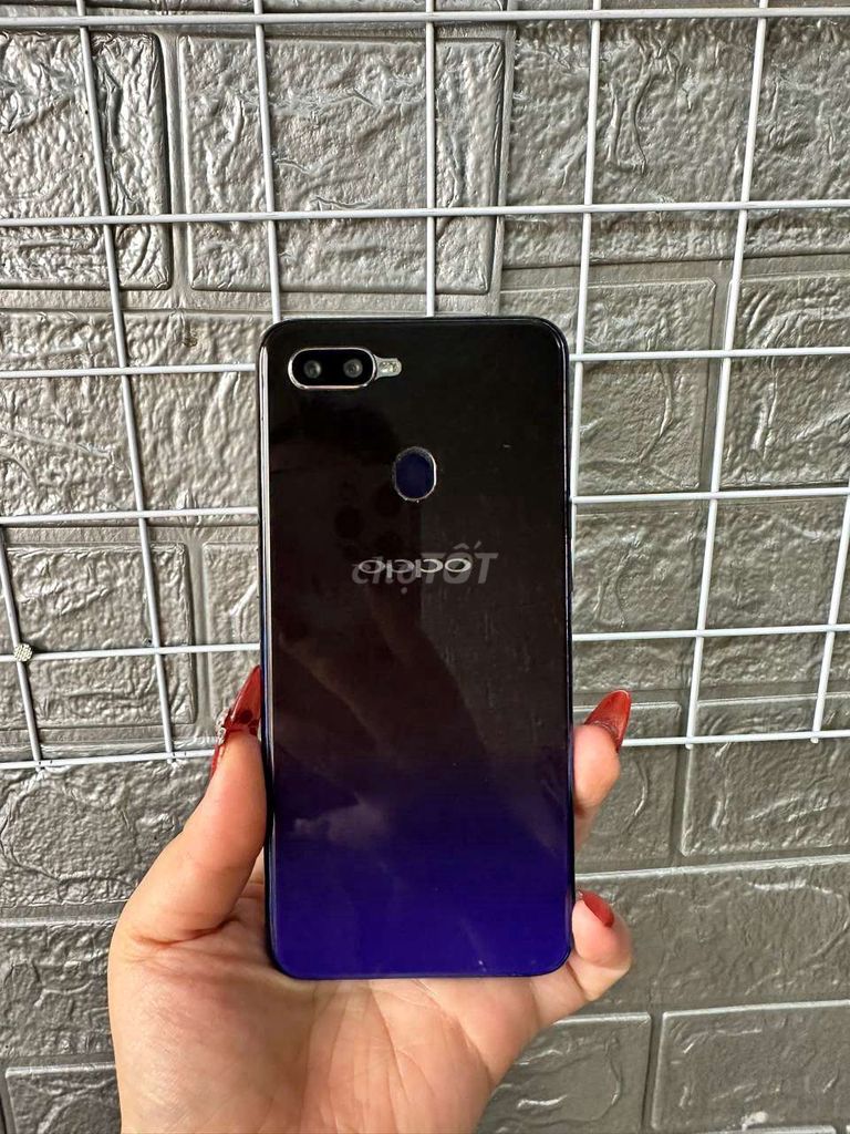 Oppo F9 ram4/64gb