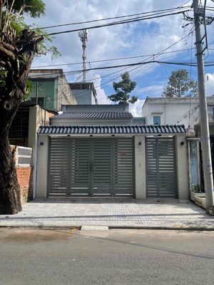 Аренда · 2 комн. · 120 м² · Quận 8, ул. Đường Tạ Quang Bửu