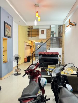Nhà sổ hồng riêng, 2 lầu , hẻm oto,Tây Thạnh - Tân Phú 1ty450 100% giá. Mua bán nhà ở tại Quận Tân Phú Tp Hồ Chí Minh được đăng bởi Giang Huy