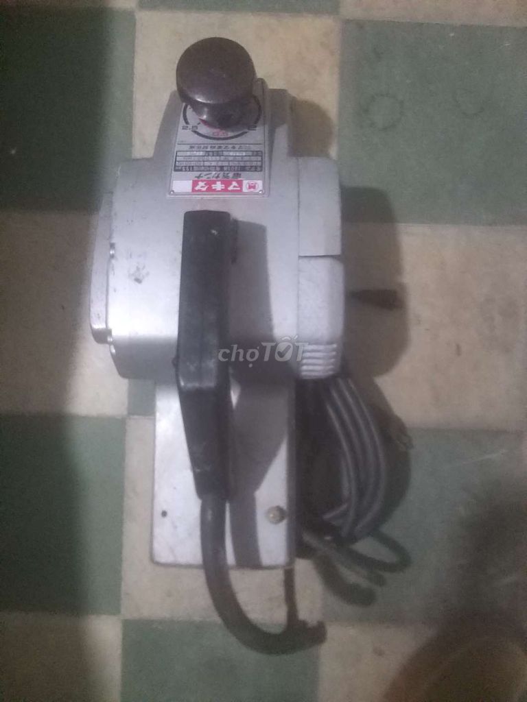 Máy bào gỗ Makita 1805N 155mm Rất mới. Mua bán Đồ chuyên dụng, Giống nuôi trồng tại Quận 10 Tp Hồ Chí Minh được đăng bởi Binh Yen hình 1