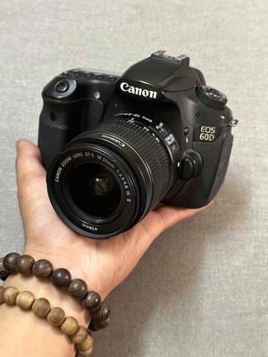 Canon 60D + Kit 18-55 IS II