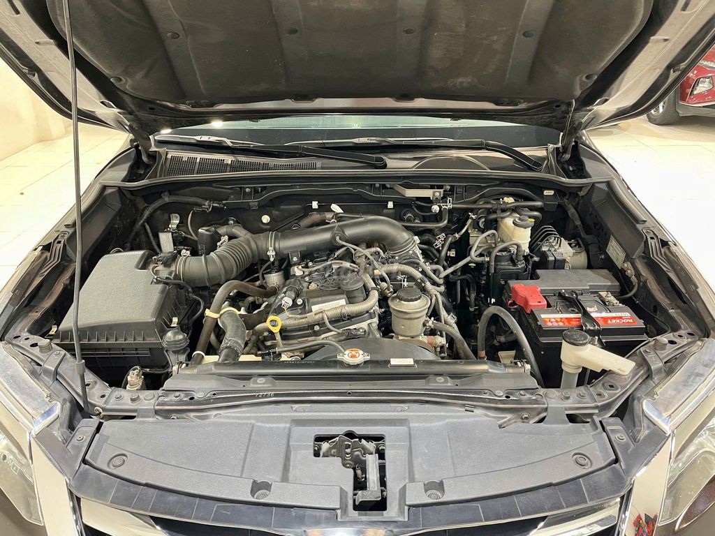 Toyota Fortuner 2018 2.7V 4x2 AT - 104999 km. Mua bán Ô tô tại Quận Tân Phú Tp Hồ Chí Minh được đăng bởi NAT Mẫn  hình 18